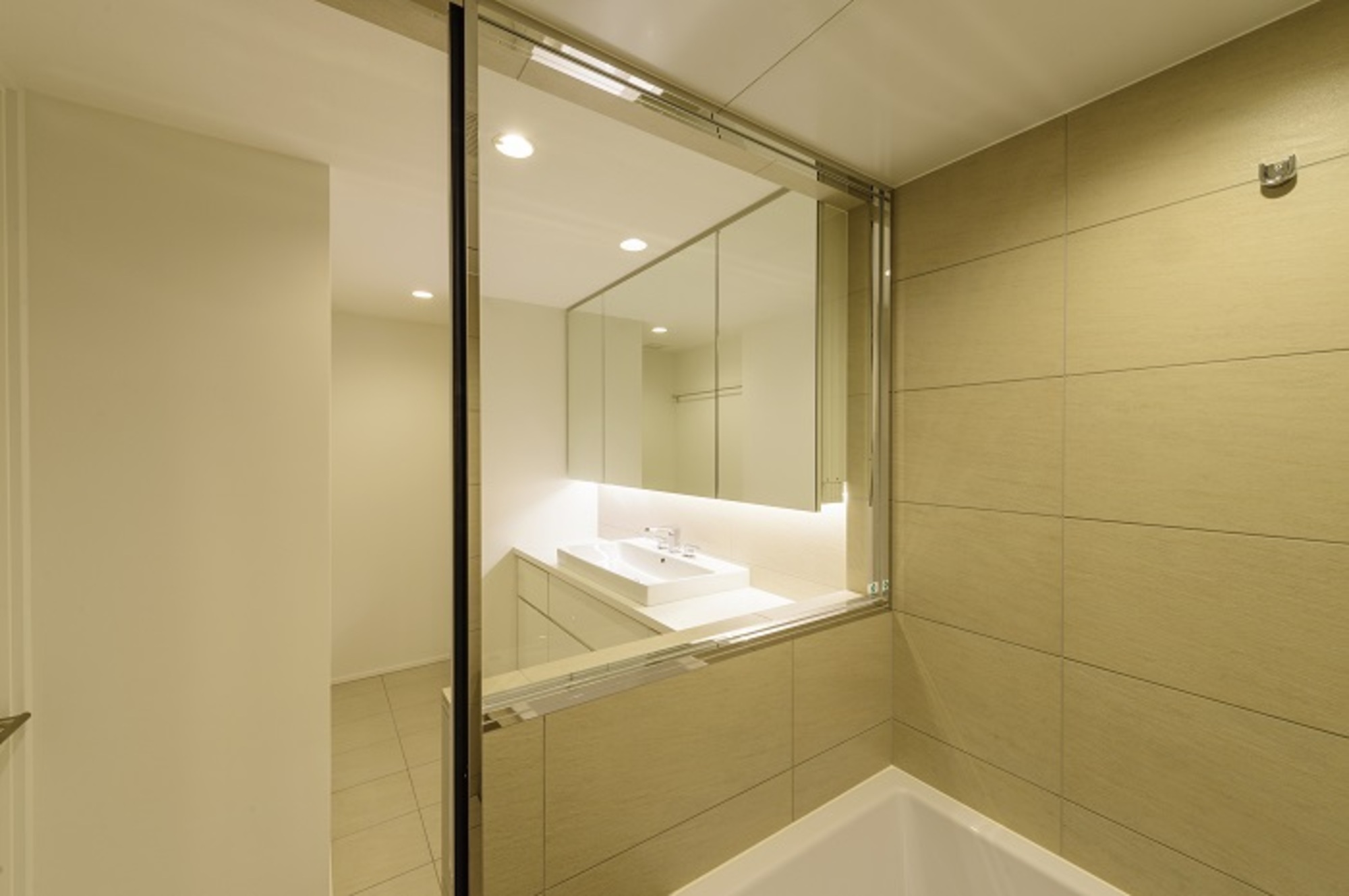 Tokyo Bath Style・東京バススタイル｜シンプルで飽きの来ない、1418