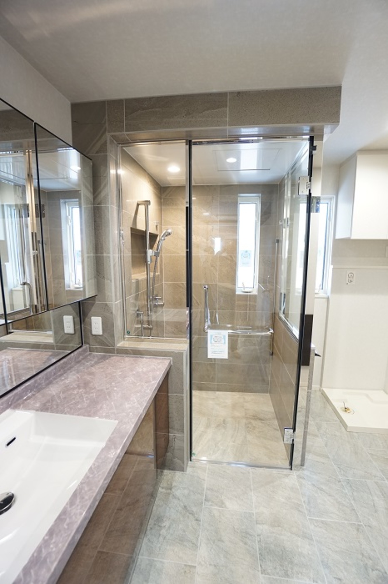 Tokyo Bath Style 東京バススタイル シャワーブースも オーダーメイドで Tokyo Bath Style 東京バススタイル シャワーブースも オーダーメイドで
